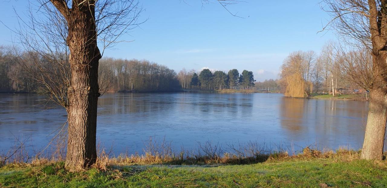 Bed and Breakfast Het Gouden Eiland Veendam Exterior foto