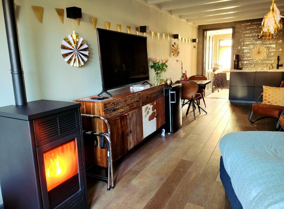 Bed and Breakfast Het Gouden Eiland Veendam Exterior foto